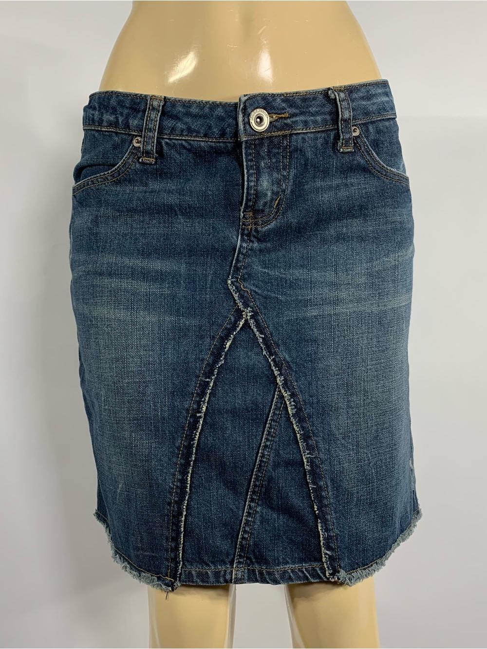 Mudd Y2K Low Rise Denim Midi Skirt Raw Hem Distressed Size 9